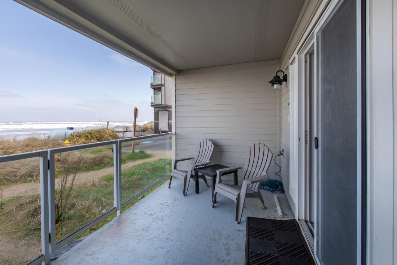 Rockaway Beach Vibes,Waterfront Oceanfront Rockaway Beach House Near Downtown,Wifi, Washer Dryer エクステリア 写真